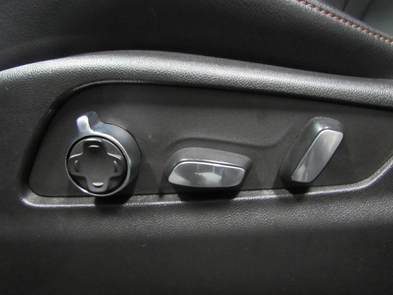 Cadillac XT4 Vehicle Full-screen Gallery Image 22