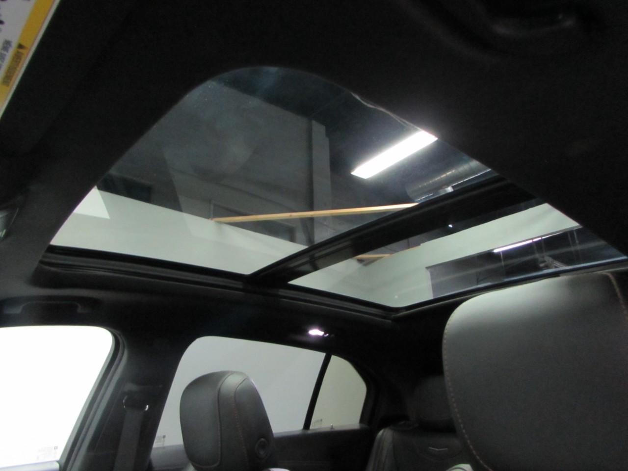 Cadillac XT4 Vehicle Full-screen Gallery Image 31