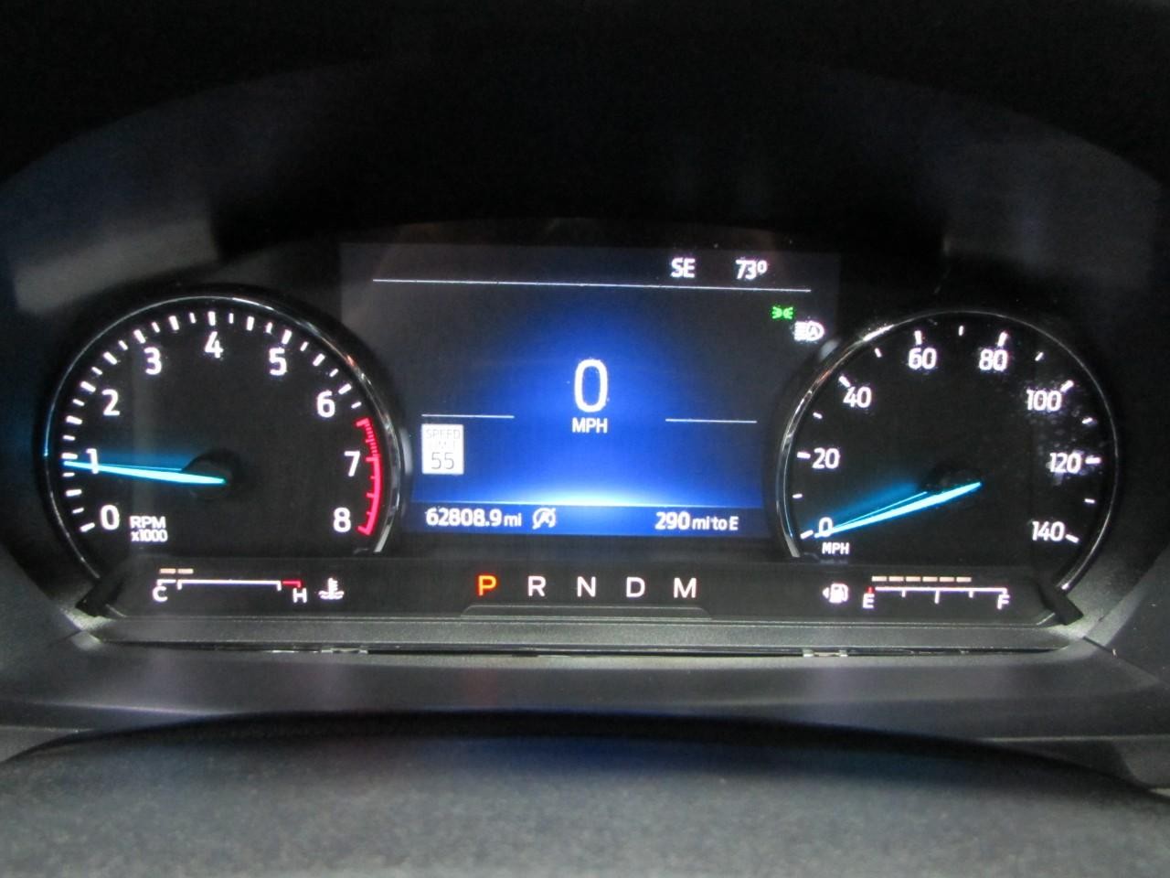 Ford Explorer Vehicle Full-screen Gallery Image 28