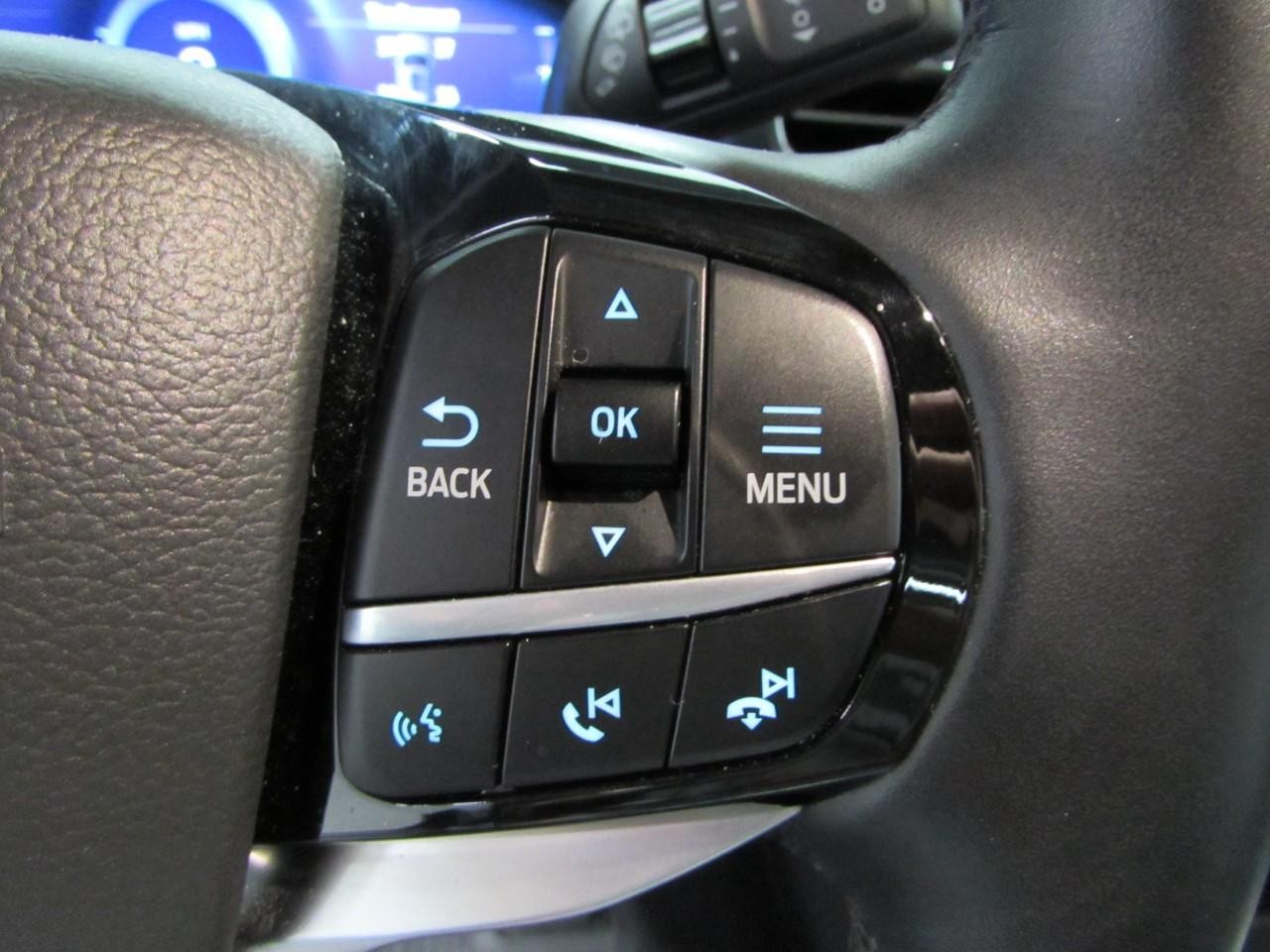 Ford Explorer Vehicle Full-screen Gallery Image 28