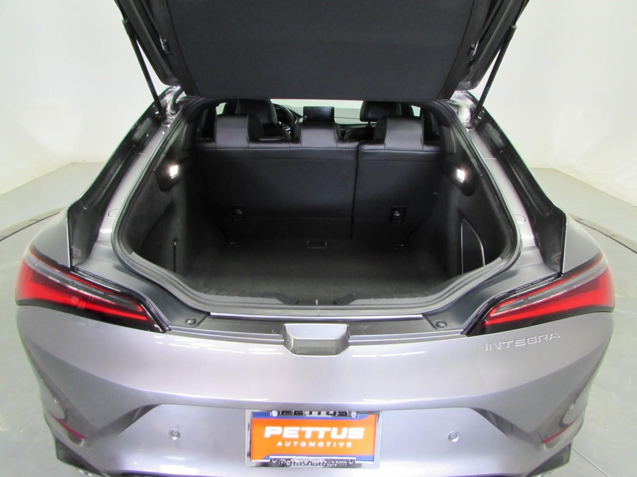 Acura Integra Vehicle Full-screen Gallery Image 11
