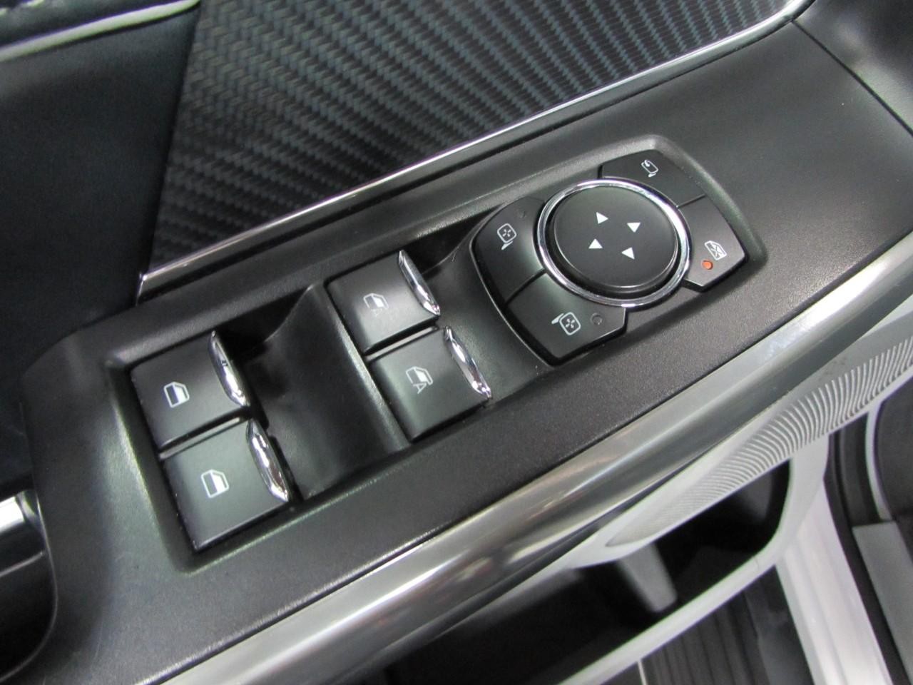 Ford F-150 Vehicle Full-screen Gallery Image 20
