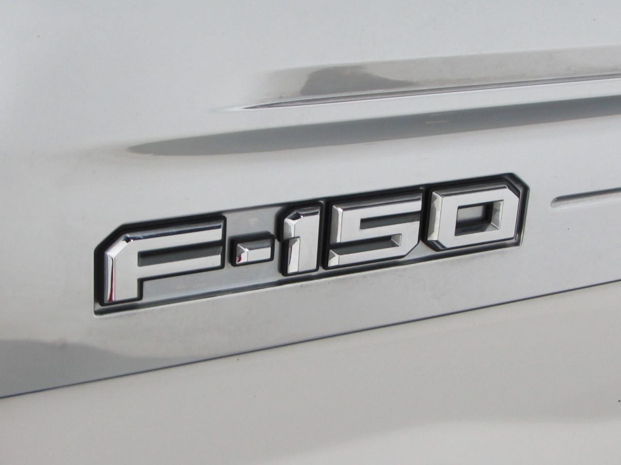 Ford F-150 Vehicle Full-screen Gallery Image 35