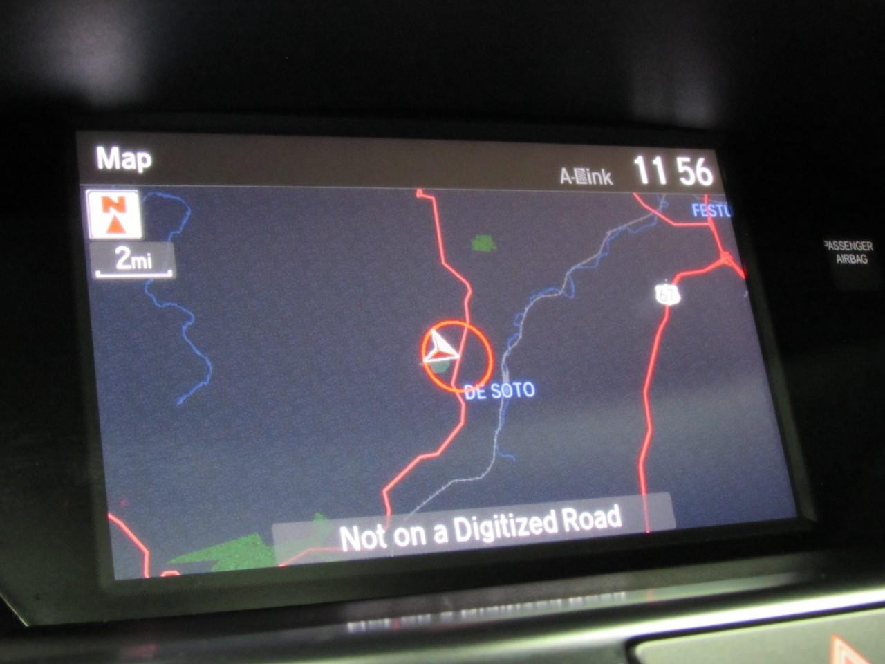 Acura MDX Vehicle Full-screen Gallery Image 28