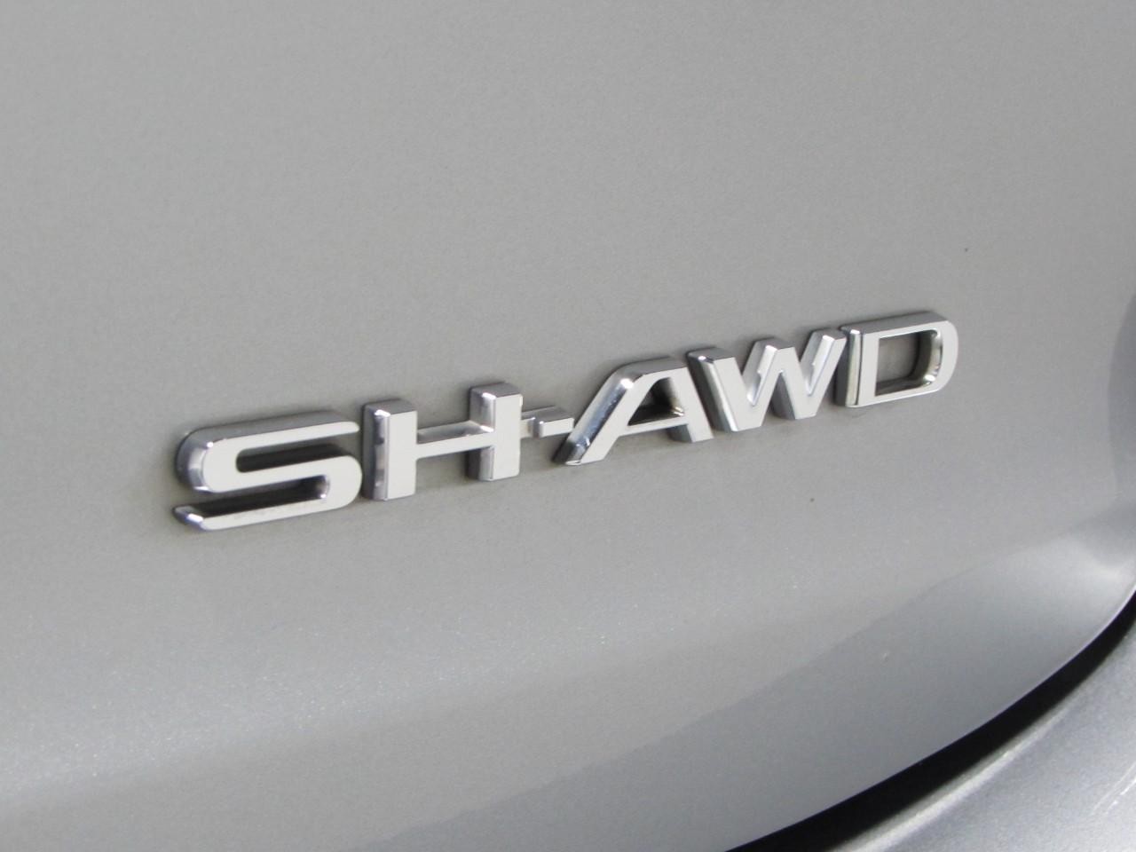 Acura MDX Vehicle Full-screen Gallery Image 36