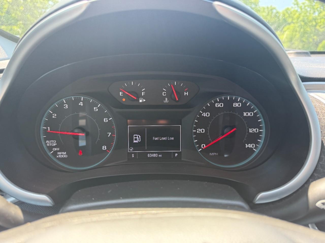 Chevrolet Malibu Vehicle Full-screen Gallery Image 04