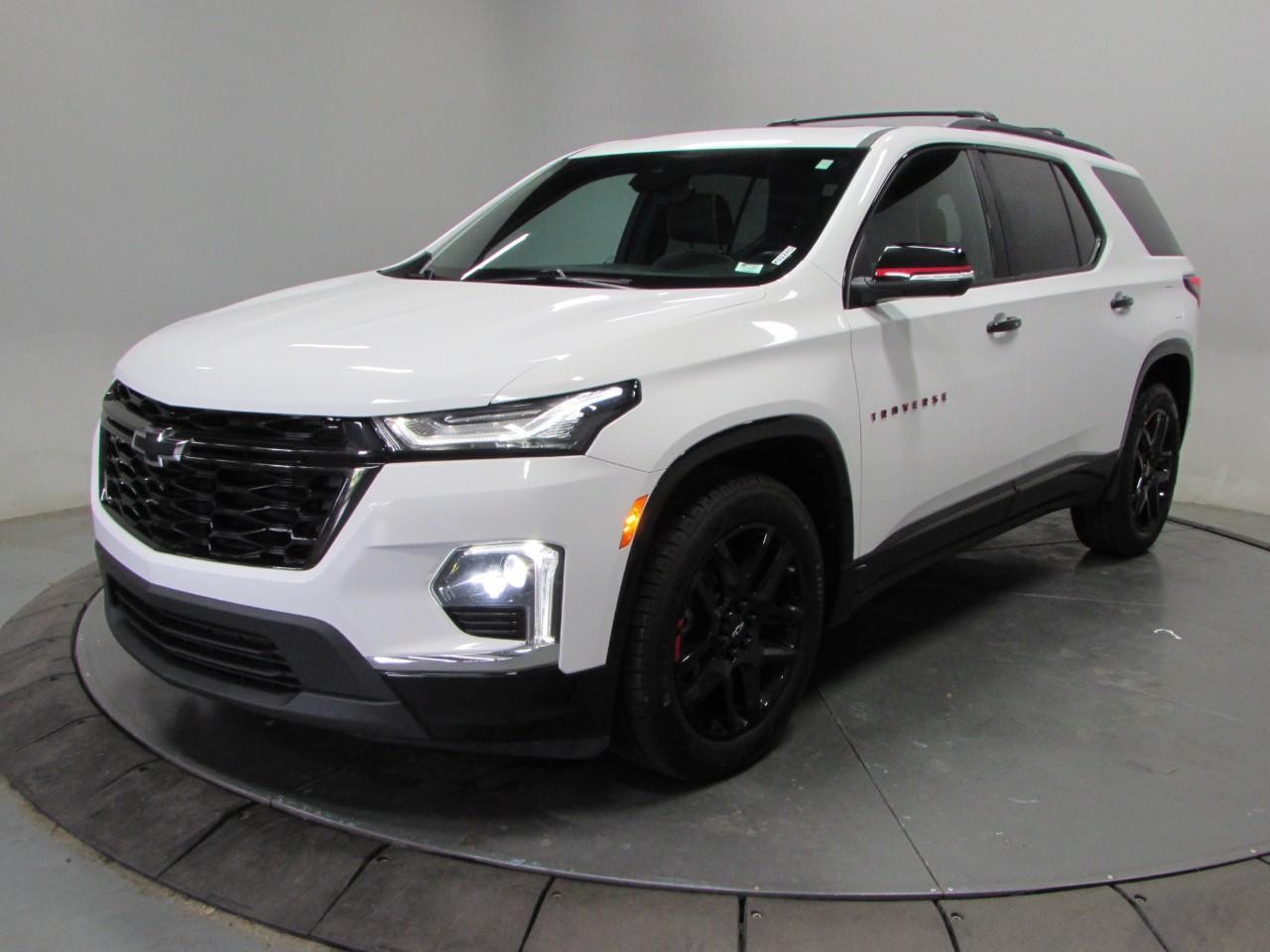 Chevrolet Traverse Vehicle Full-screen Gallery Image 03