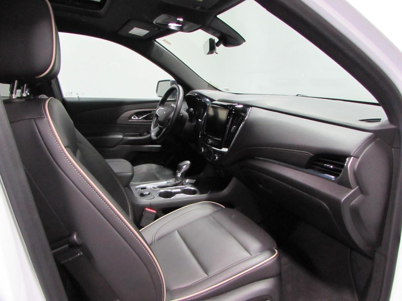 Chevrolet Traverse Vehicle Full-screen Gallery Image 18