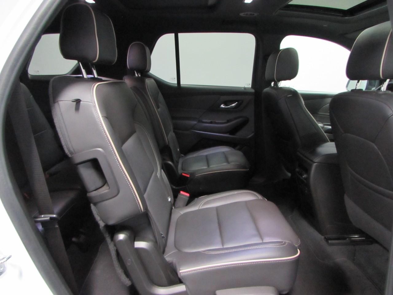 Chevrolet Traverse Vehicle Full-screen Gallery Image 20
