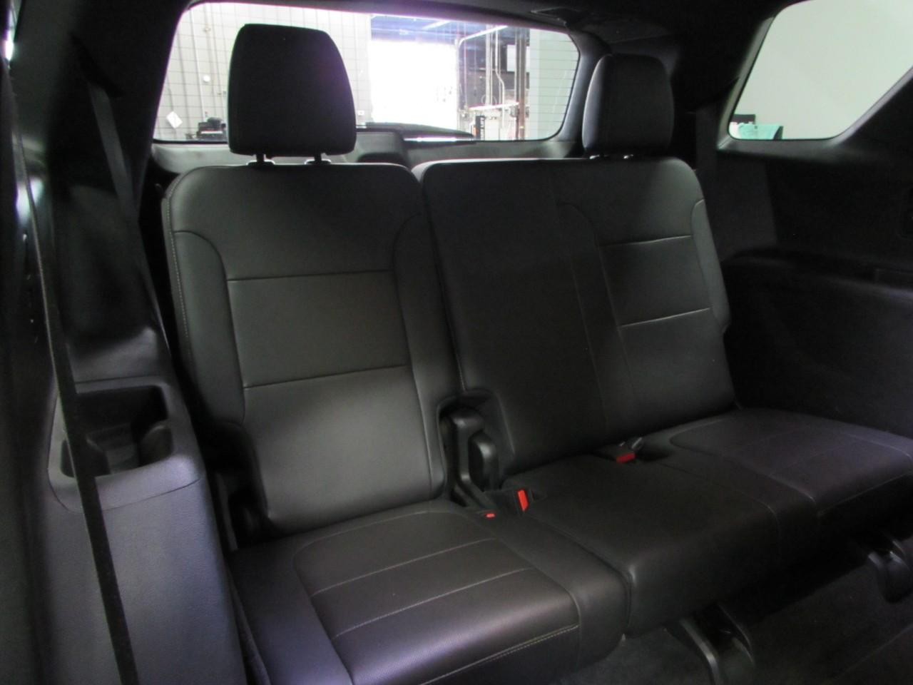 Chevrolet Traverse Vehicle Full-screen Gallery Image 21
