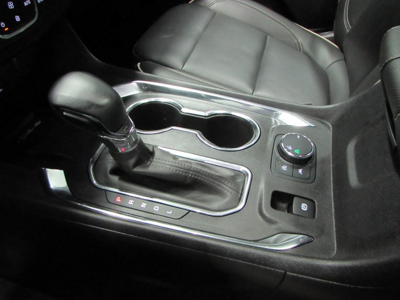 Chevrolet Traverse Vehicle Full-screen Gallery Image 32