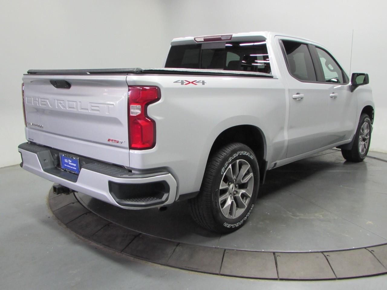 Chevrolet Silverado 1500 Vehicle Full-screen Gallery Image 07