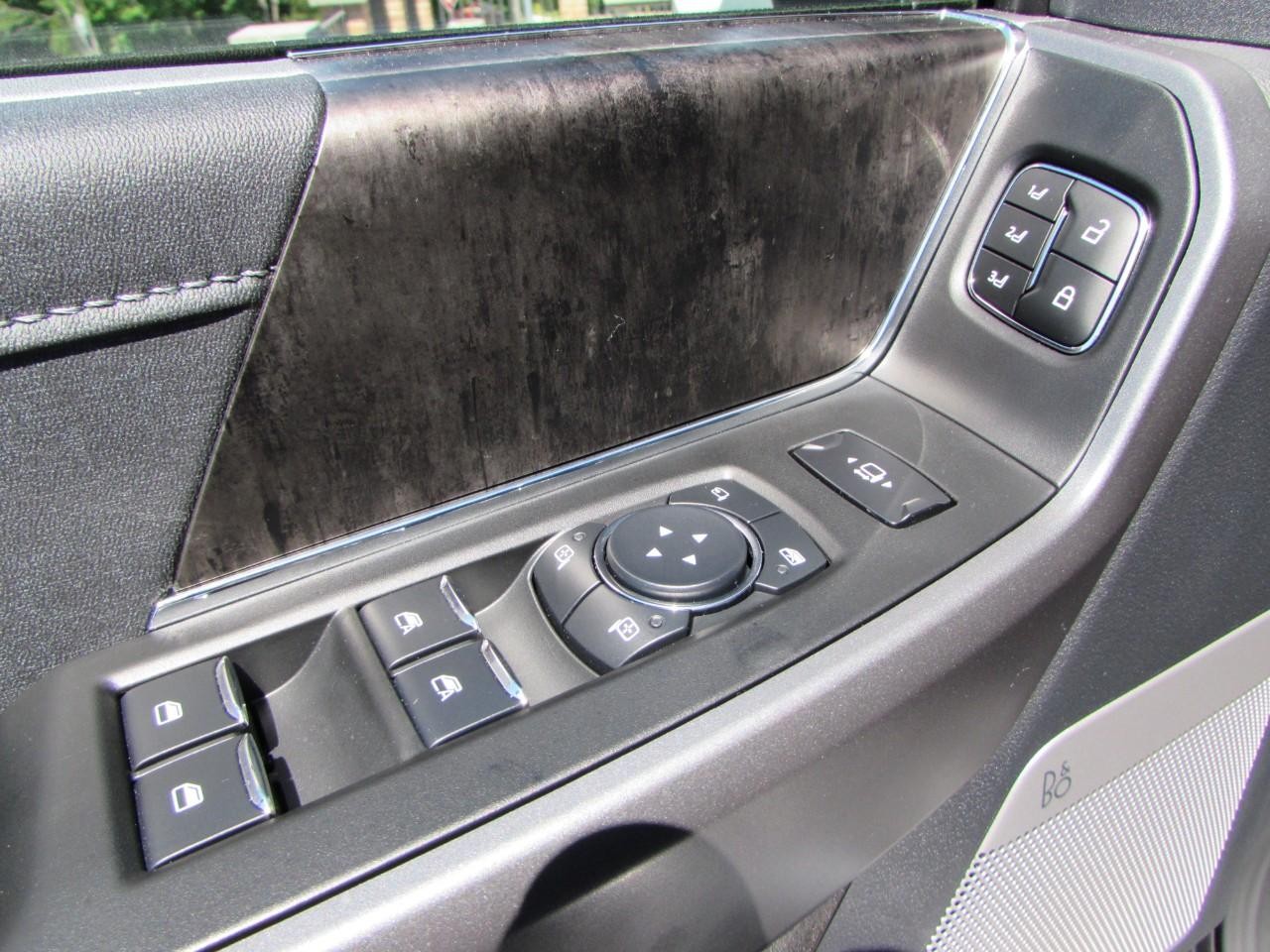 2026 Avalanche Ford Super Duty F-350 SRW Lariat 4X4 Truck