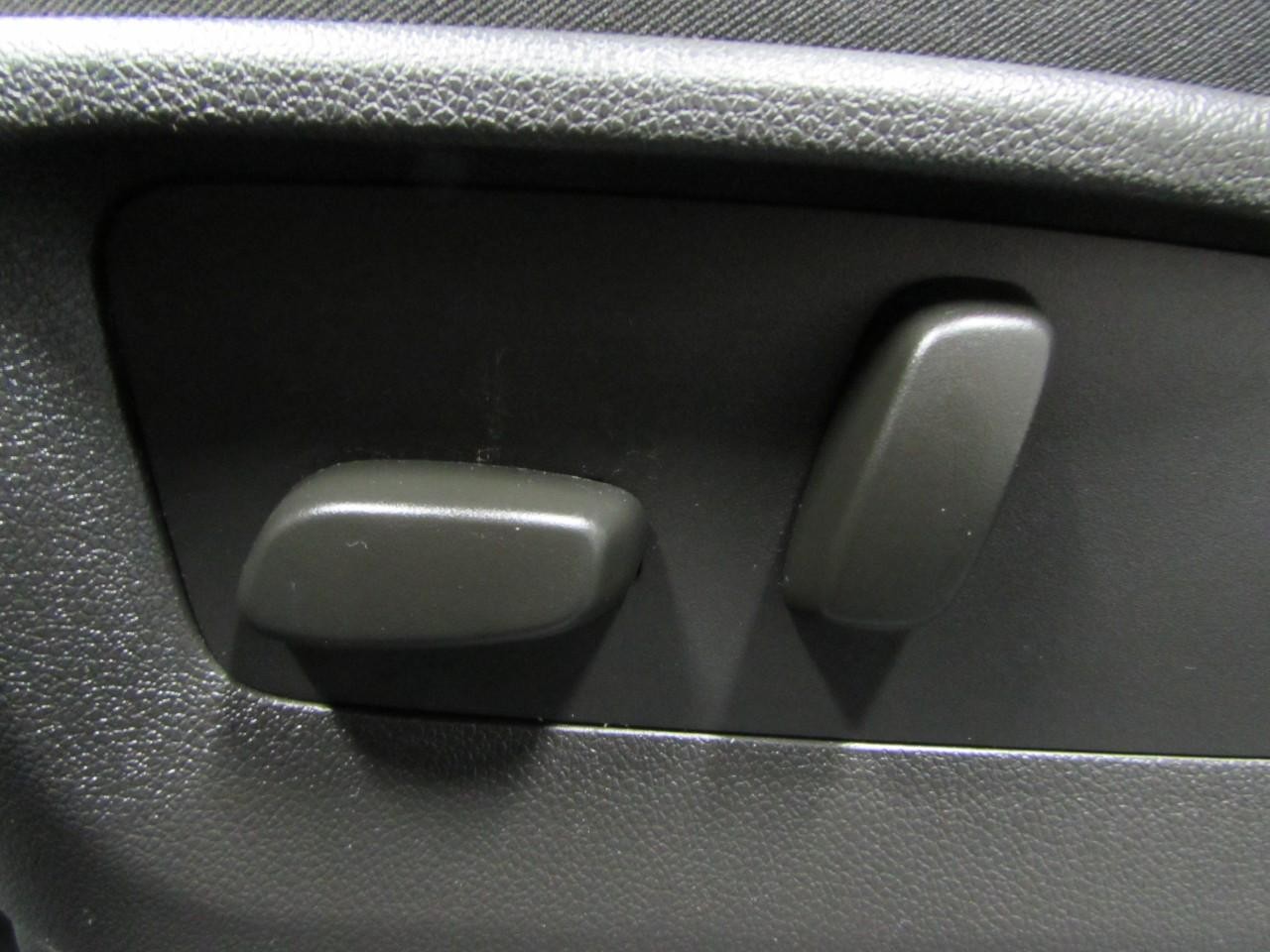 Buick Envision Vehicle Full-screen Gallery Image 22