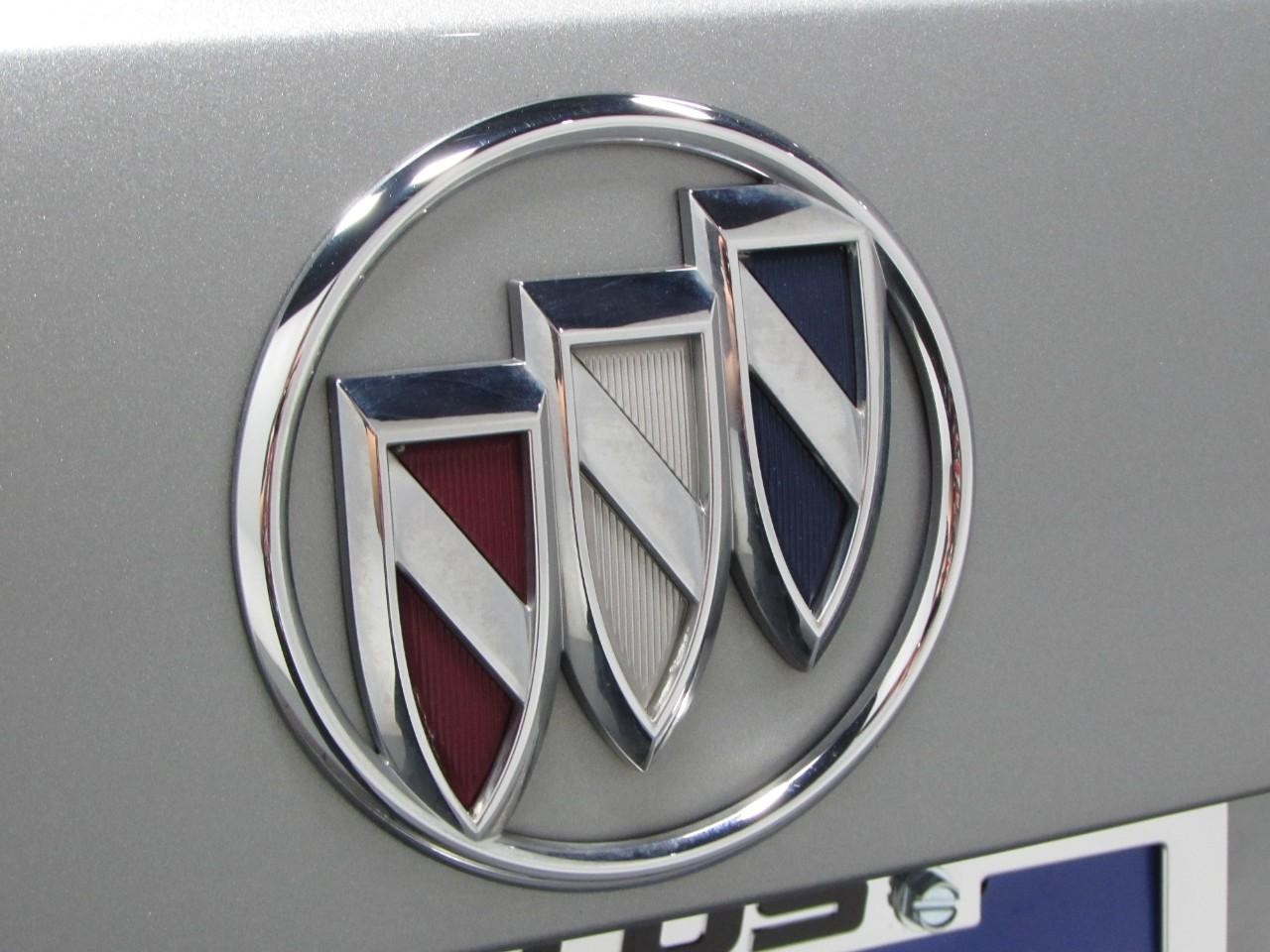 Buick Envision Vehicle Full-screen Gallery Image 34