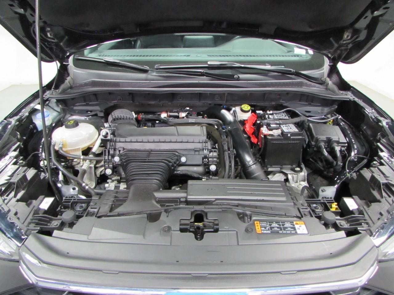 Ford Escape Vehicle Full-screen Gallery Image 10
