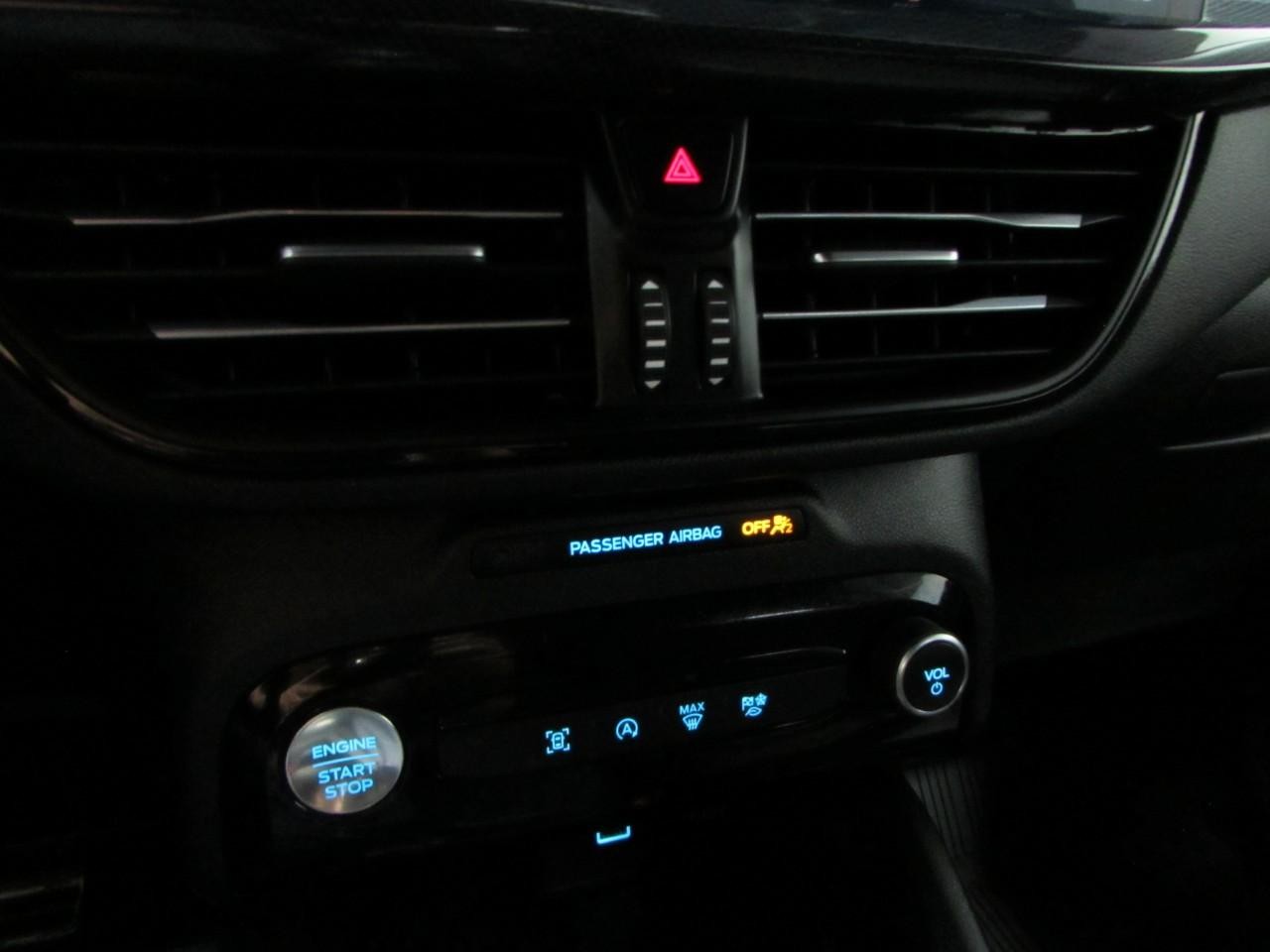 Ford Escape Vehicle Full-screen Gallery Image 29