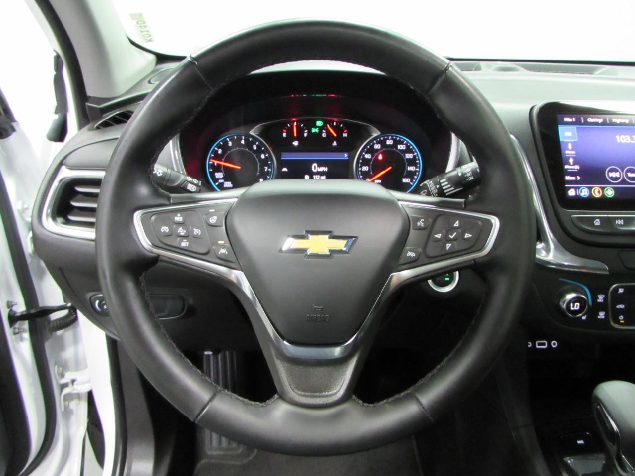 Chevrolet Equinox Vehicle Full-screen Gallery Image 23