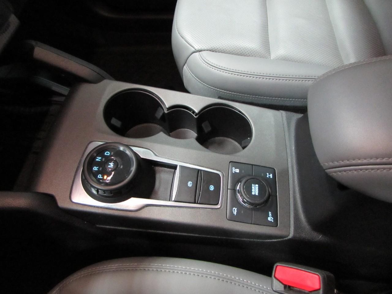 Ford Bronco Sport Vehicle Full-screen Gallery Image 31