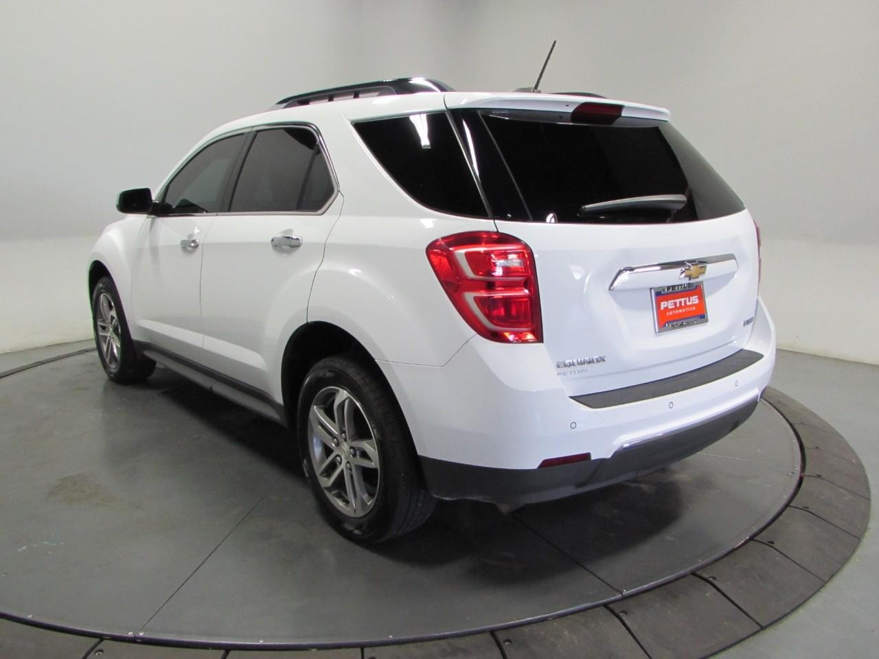 Chevrolet Equinox Vehicle Full-screen Gallery Image 05
