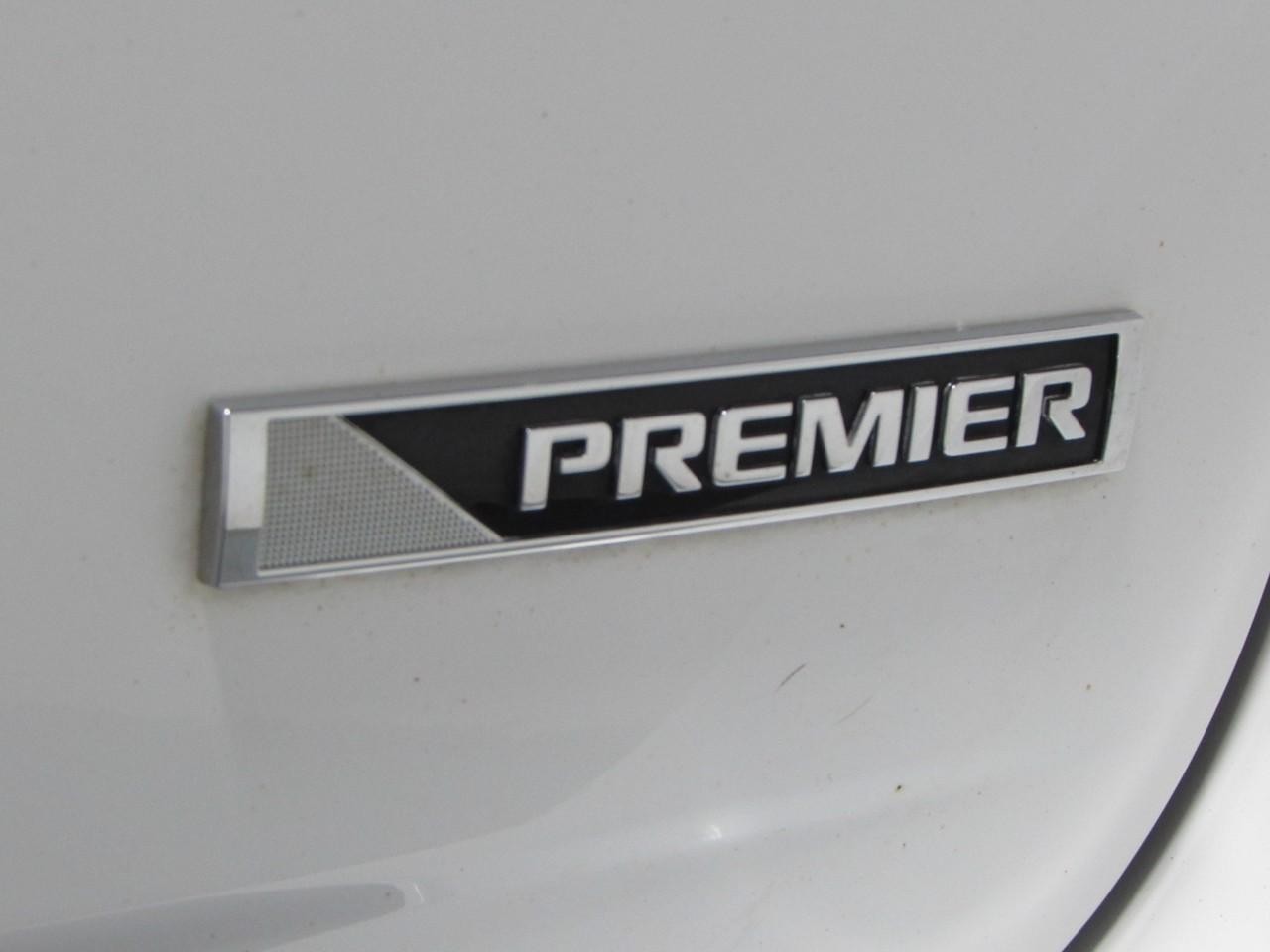 Chevrolet Equinox Vehicle Full-screen Gallery Image 34