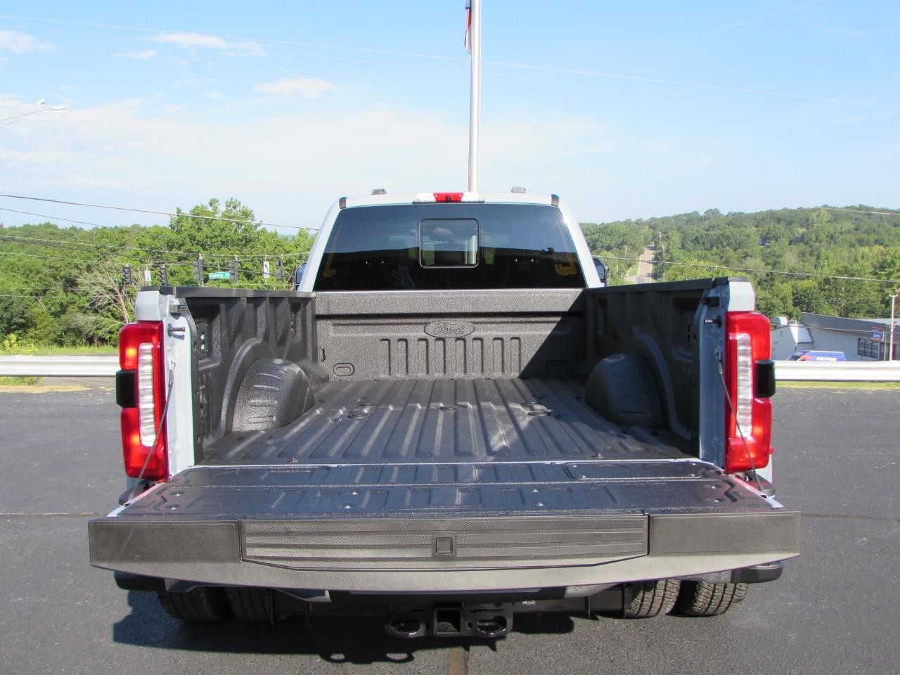 2026 Glacier Gray Metallic Tri-Coat Ford Super Duty F-350 DRW 4WD Crew Cab 8' Box 4X4 Truck