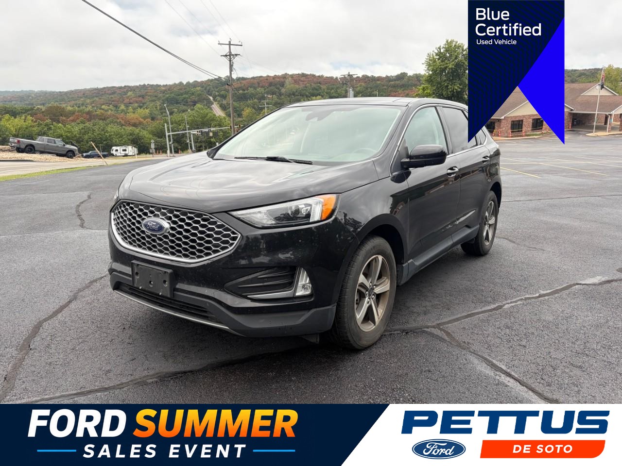 Ford Edge Vehicle Full-screen Gallery Image 01