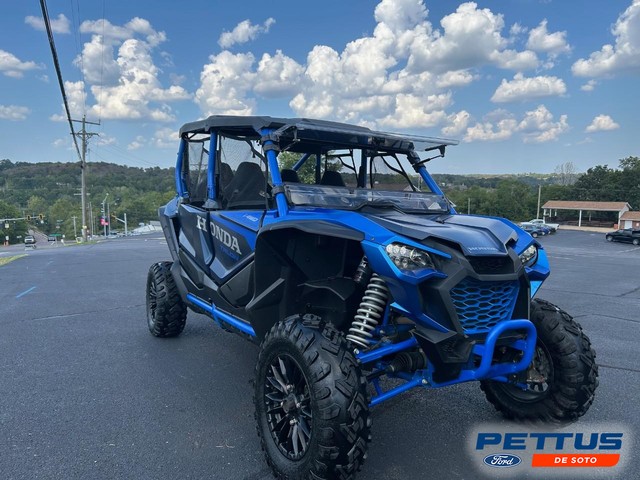 De Soto MO 2025 Honda Talon more details - honda talon