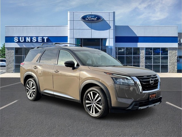 Waterloo IL 2023 Nissan Pathfinder more details - nissan pathfinder