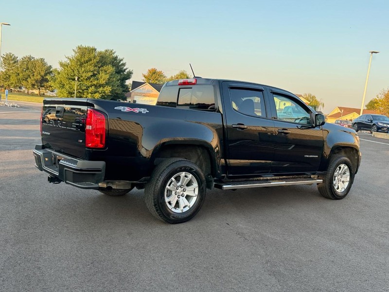Chevrolet Colorado Vehicle Full-screen Gallery Image 03