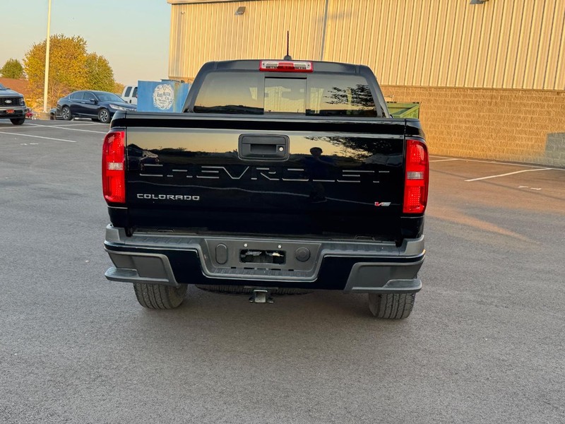 Chevrolet Colorado Vehicle Full-screen Gallery Image 04