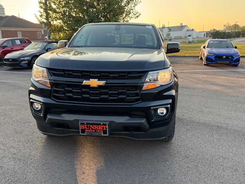 Chevrolet Colorado Vehicle Full-screen Gallery Image 08