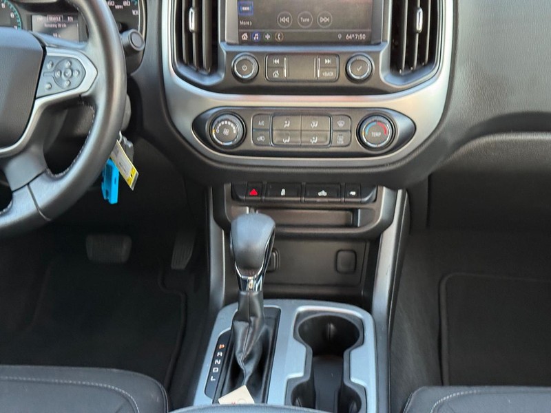 Chevrolet Colorado Vehicle Full-screen Gallery Image 14