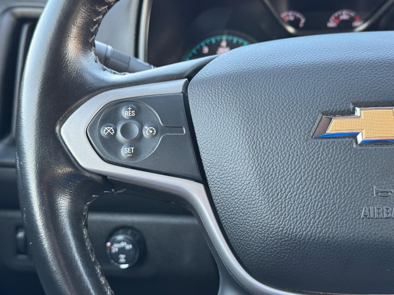 Chevrolet Colorado Vehicle Full-screen Gallery Image 18