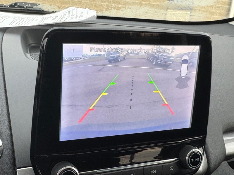 Ford EcoSport Vehicle Full-screen Gallery Image 22