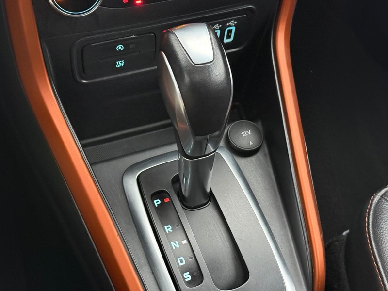 Ford EcoSport Vehicle Full-screen Gallery Image 20