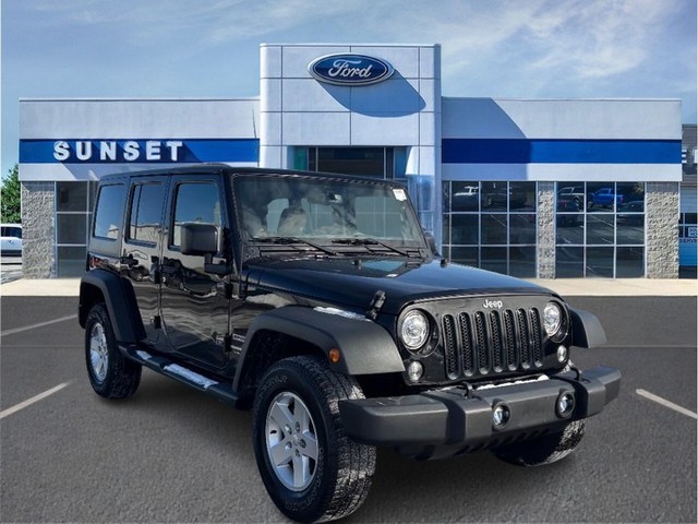 Waterloo IL 2018 Jeep Wrangler JK Unlimited more details - jeep wrangler jk unlimited