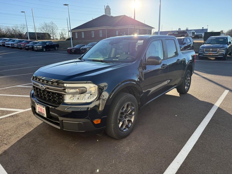 Ford Maverick Vehicle Full-screen Gallery Image 04