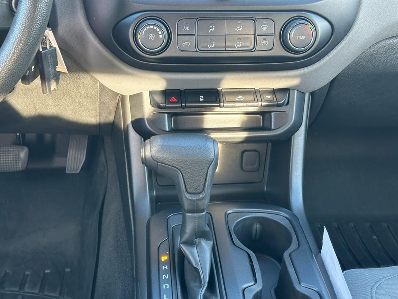 Chevrolet Colorado Vehicle Full-screen Gallery Image 14
