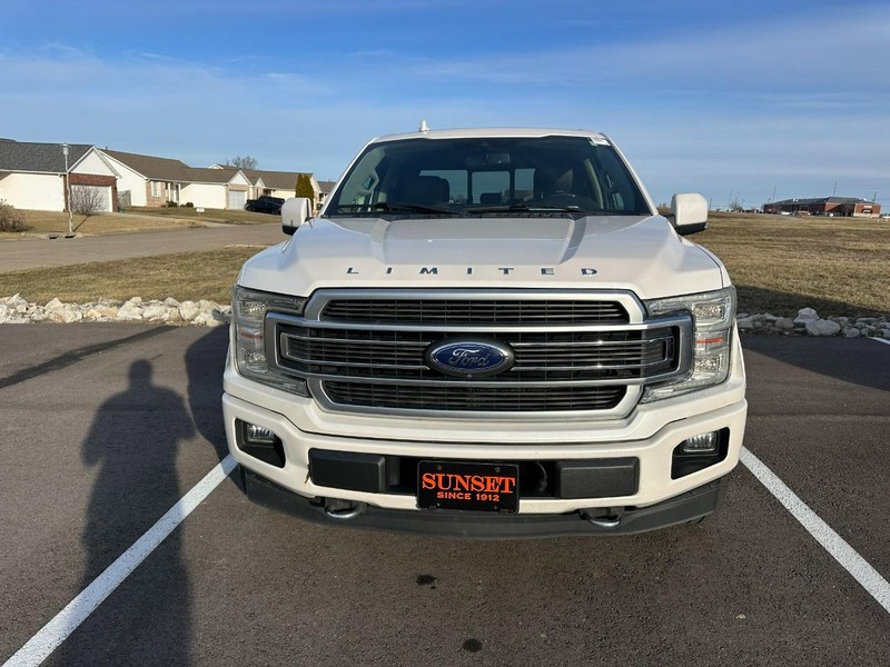 Ford F-150 Vehicle Full-screen Gallery Image 02