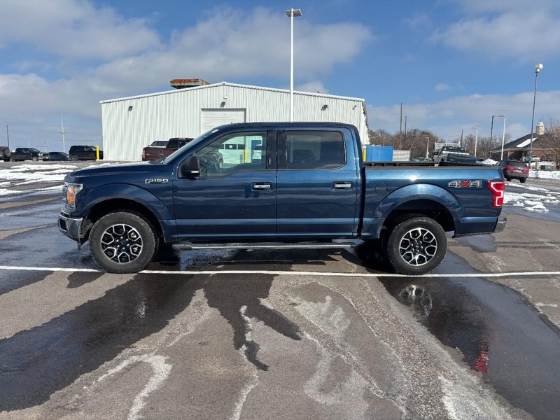 Ford F-150 Vehicle Full-screen Gallery Image 06