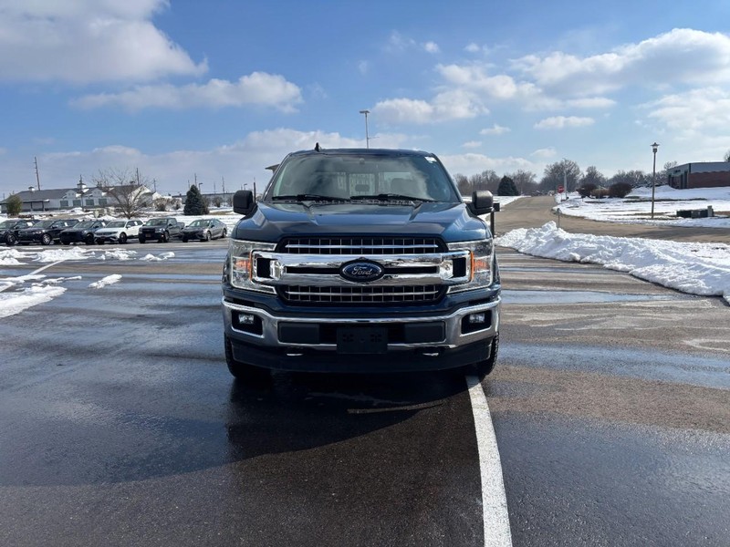 Ford F-150 Vehicle Full-screen Gallery Image 08