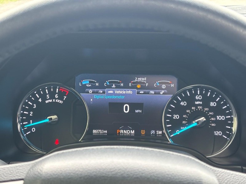 Ford Expedition Vehicle Full-screen Gallery Image 20