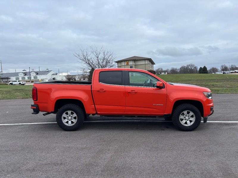 Chevrolet Colorado Vehicle Full-screen Gallery Image 02