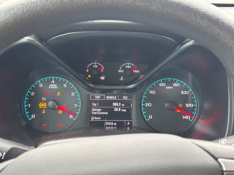 Chevrolet Colorado Vehicle Full-screen Gallery Image 18