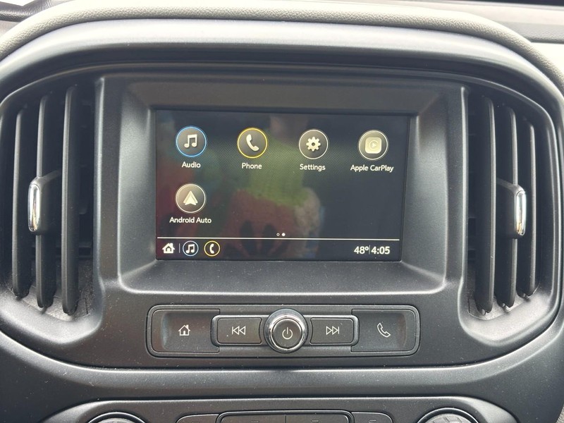 Chevrolet Colorado Vehicle Full-screen Gallery Image 19