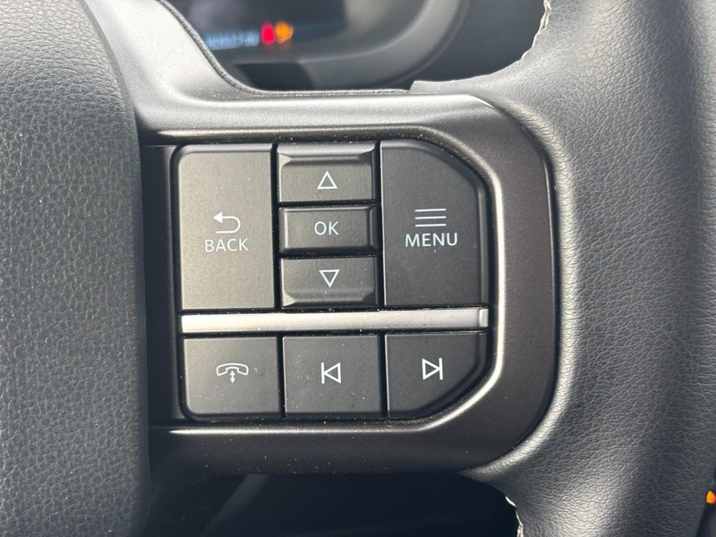 Ford F-150 Vehicle Full-screen Gallery Image 19