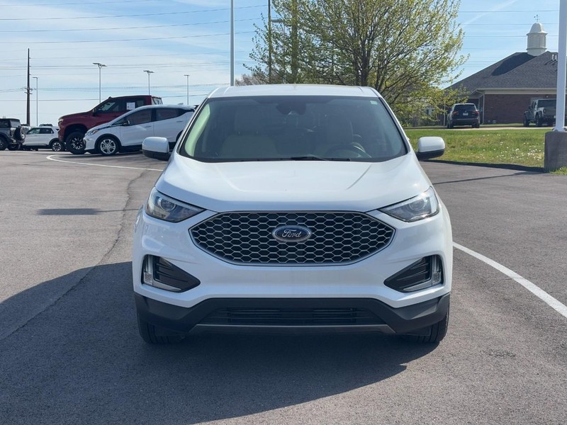 Ford Edge Vehicle Full-screen Gallery Image 08