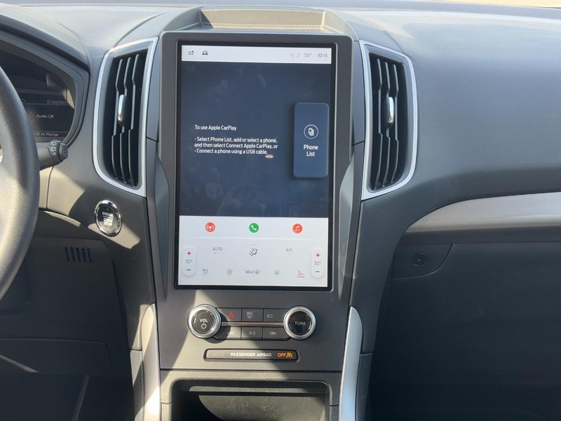 Ford Edge Vehicle Full-screen Gallery Image 13