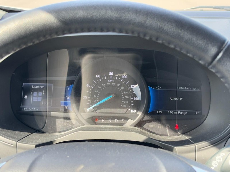 Ford Edge Vehicle Full-screen Gallery Image 19